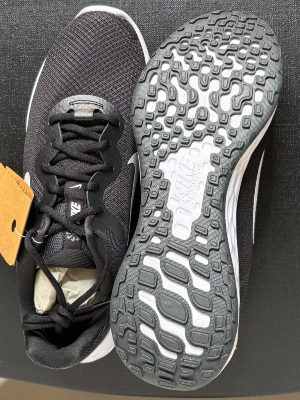 Nike Revolution 6 NN DC3729003 Size 11.5 Women’s Sneakers Black/White Smoke Grey - Picture 5 of 5